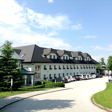 1A Landhotel Schicklberg Kremsmuenster Exterior photo